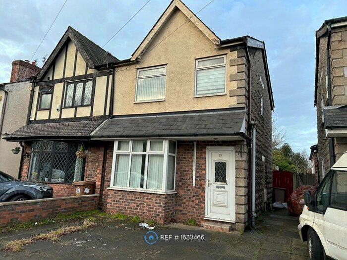 3 Bedroom Semi-Detached House To Rent In Haresfinch Road, St. Helens, WA11