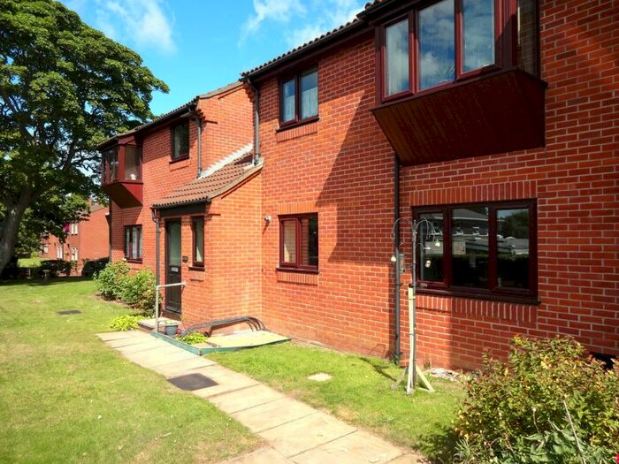 2 Bedroom Flat To Rent In Herne Court, Overstrand Road, Cromer, Norfolk, NR27