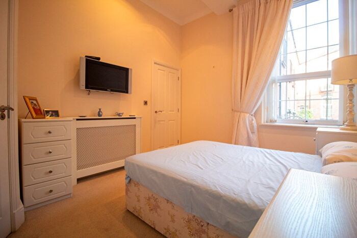 2 Bedroom Flat For Sale In Clifton Road, Ruddington, Nottingham, NG11