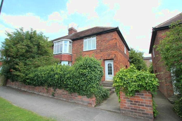 2 Bedroom Flat To Rent In Manor Drive North, Acomb, York YO26