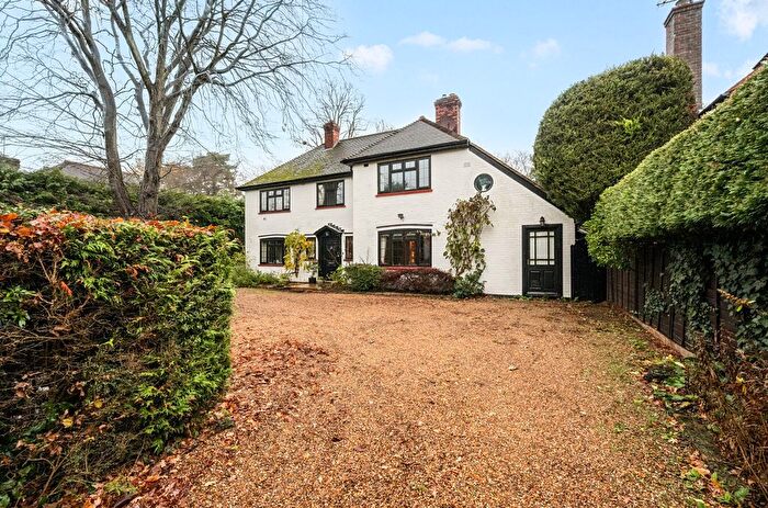 4 Bedroom Detached House For Sale In Woking, Surrey, GU22