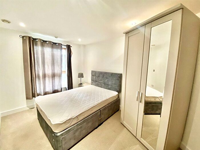 2 Bedroom Flat To Rent In Magellan House, Armouries Way, Leeds, West Yorkshire, LS10