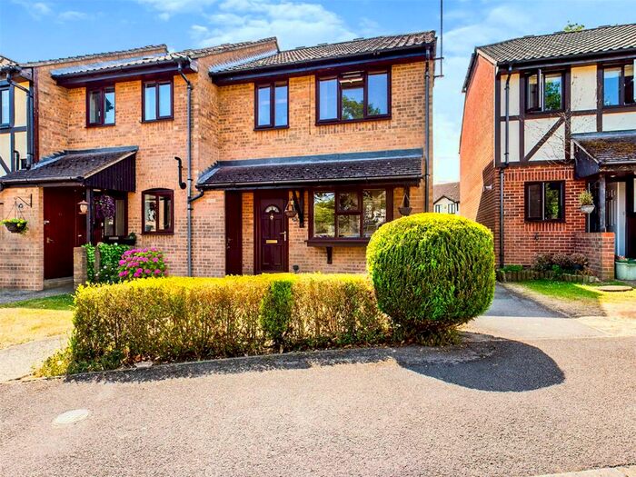 Houses for sale & to rent in RG7 3BH, Reading Road, Burghfield Reading