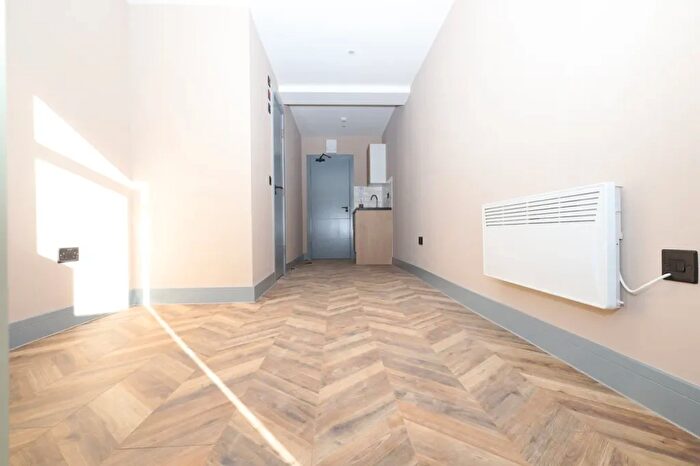 Studio To Rent In Broadwater Gardens, Harefield, UB9