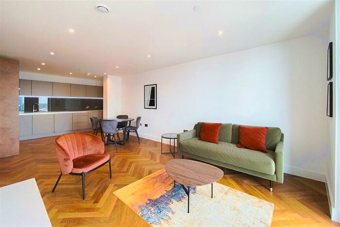 2 Bedroom Apartment To Rent In East Tower, Owen Street, M15