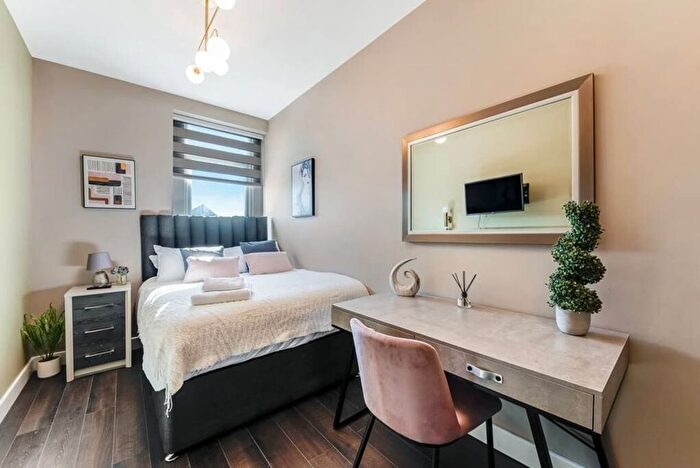 1 Bedroom Studio To Rent In High Road, London, N15