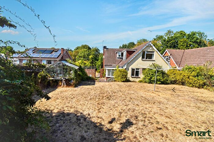 3 Bedroom Detached House For Sale In Old Ide Lane, Exeter, EX2
