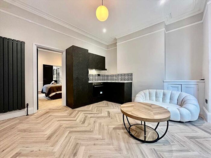 1 Bedroom Apartment To Rent In Alexandra Road, Plymouth, Plymouth, PL4