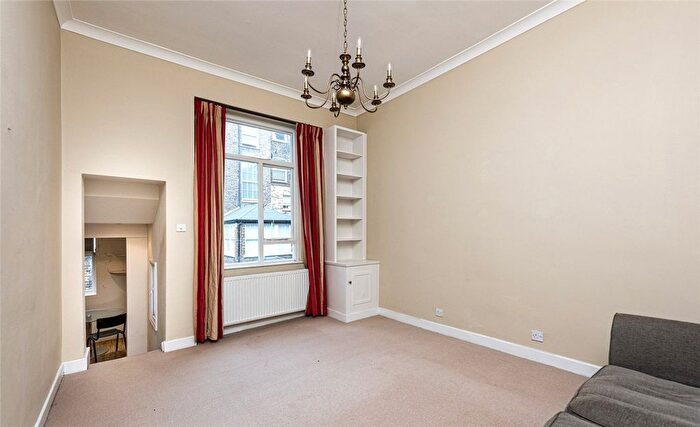 2 Bedroom Flat To Rent In Cambridge Street, London, SW1V