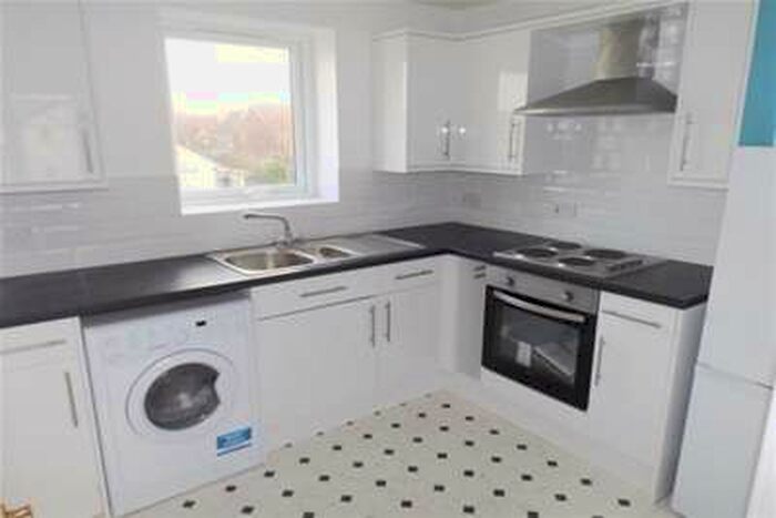 2 Bedroom Maisonette Flat To Rent In Sandown, Monkseaton, NE25