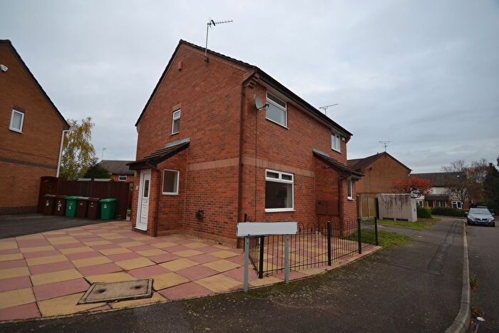 2 Bedroom Semi Detached House To Rent In Clough Court, Nottingham, NG8