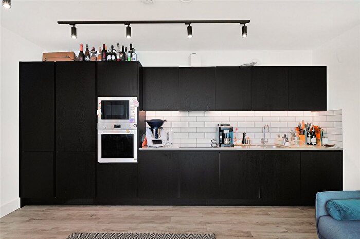 1 Bedroom Flat For Sale In Icon Tower, London, W3