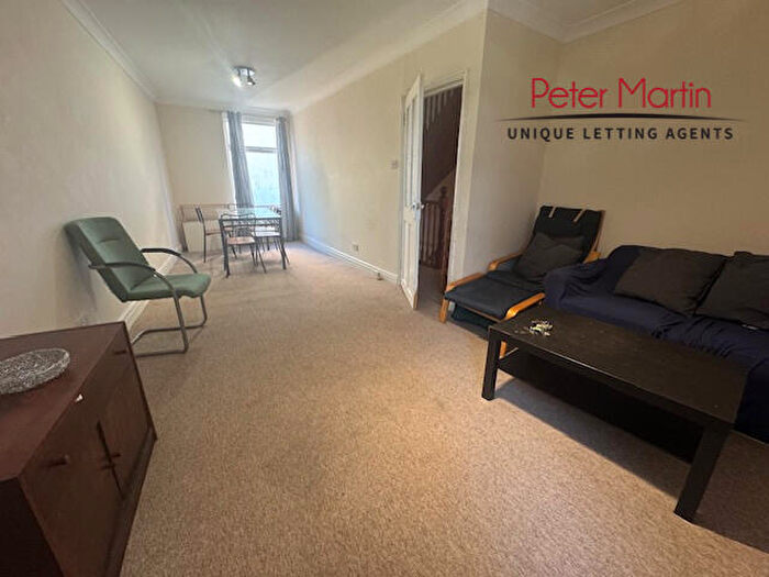 4 Bedroom Mews To Rent In Loveridge Mews, London, NW6