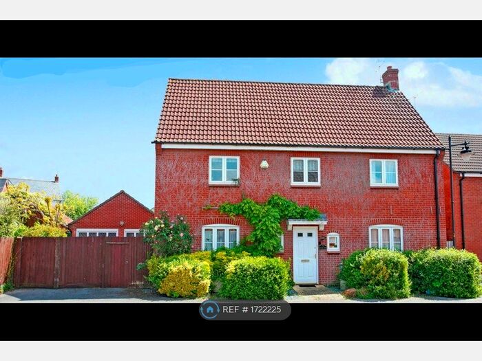 4 Bedroom Detached House To Rent In Chivers Road, Devizes, SN10