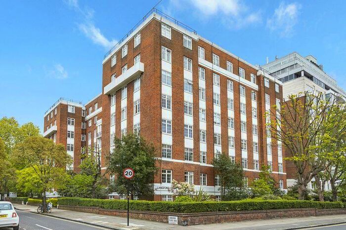 Studio To Rent In Langford Court, Abbey Road, St Johns Wood, NW8