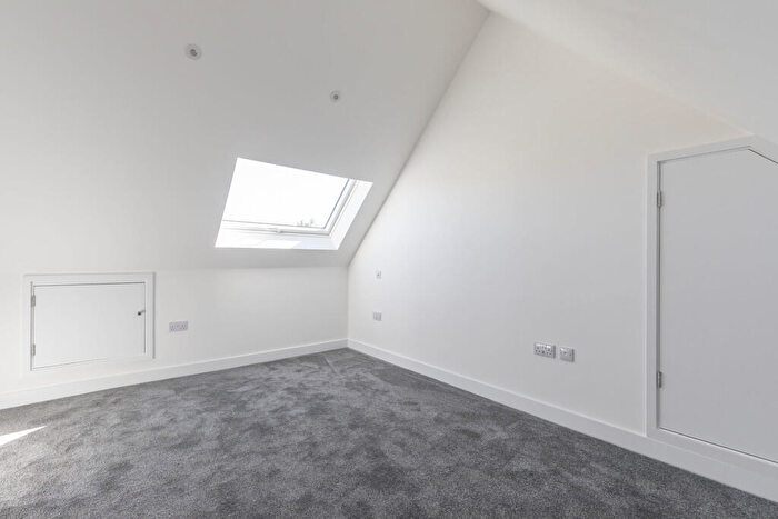 4 Bedroom Terraced House To Rent In Cold Pool Lane, Cheltenham, GL51