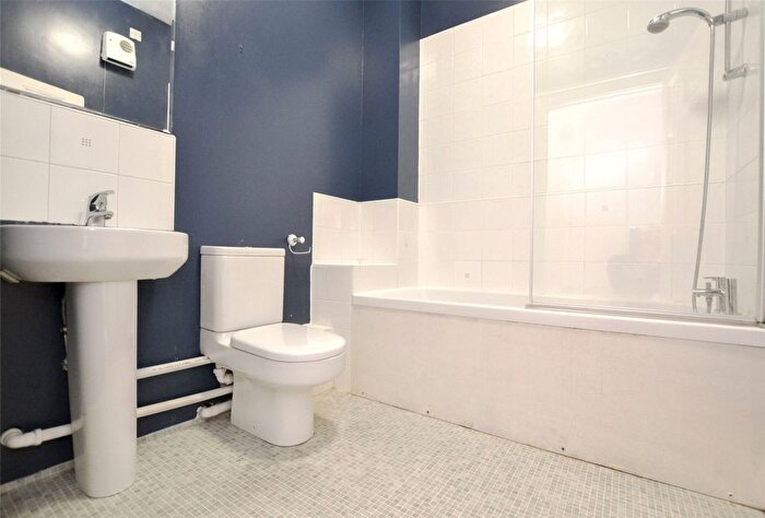 2 Bedroom Bungalow For Sale In The Crescent, Gloucester, Gloucestershire, GL1