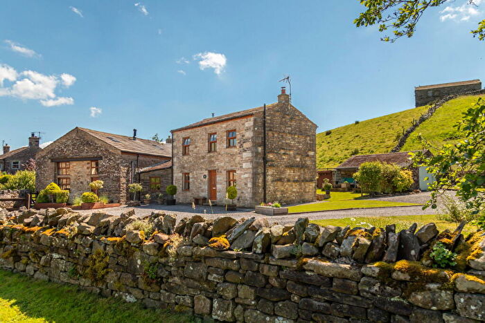 3 Bedroom Detached House For Sale In The Barn, Appersett, Hawes, DL8