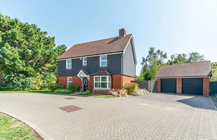 4 Bedroom Detached House For Sale In Sackville Gardens, Barnham, PO22