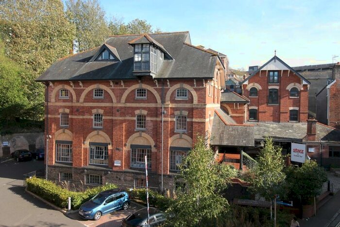 3 Bedroom Flat To Rent In Flat, St. Annes Well Brewery, Lower North Street, Exeter, EX4