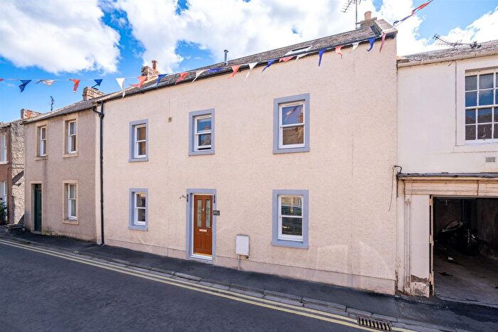 4 Bedroom Terraced House For Sale In Duke Street, Coldstream, TD12