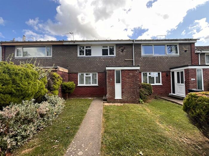 2 Bedroom House To Rent In Meadow Road, Yeovil, BA21