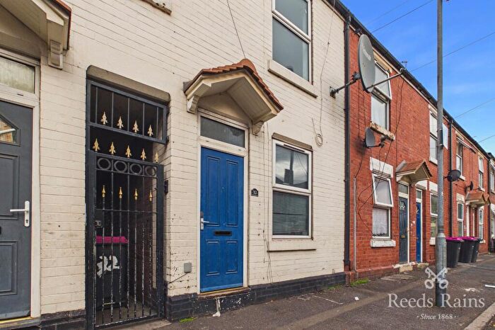 3 Bedroom Terraced House To Rent In Hardwicke Road, Rotherham, South Yorkshire, S65
