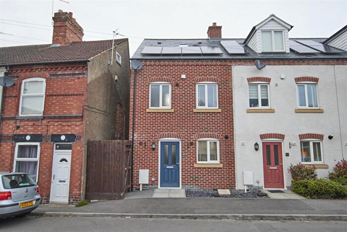 3 Bedroom Terraced House For Sale In Church Street, Earl Shilton, LE9