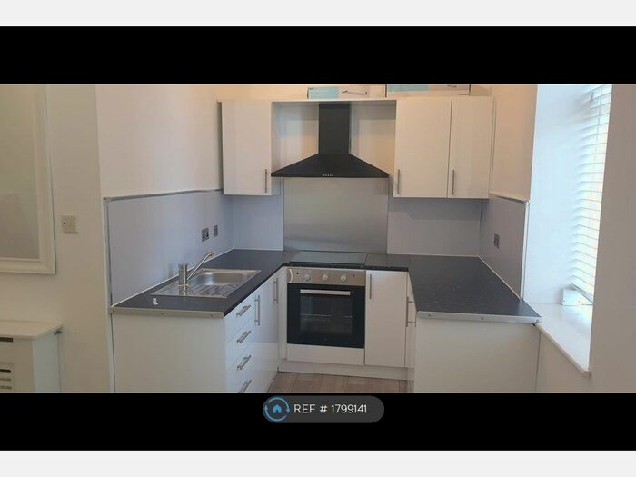 Studio To Rent In Ocean Court, Bournemouth, BH1