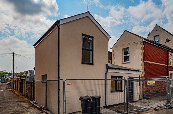 1 Bedroom Flat To Rent In Corporation Road, Cardiff, CF11