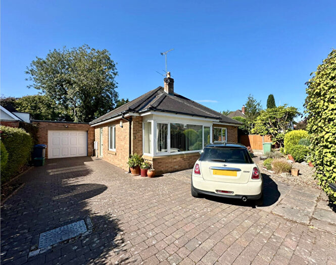2 Bedroom Bungalow For Sale In The Spinney, Poulton-Le-Fylde, FY6