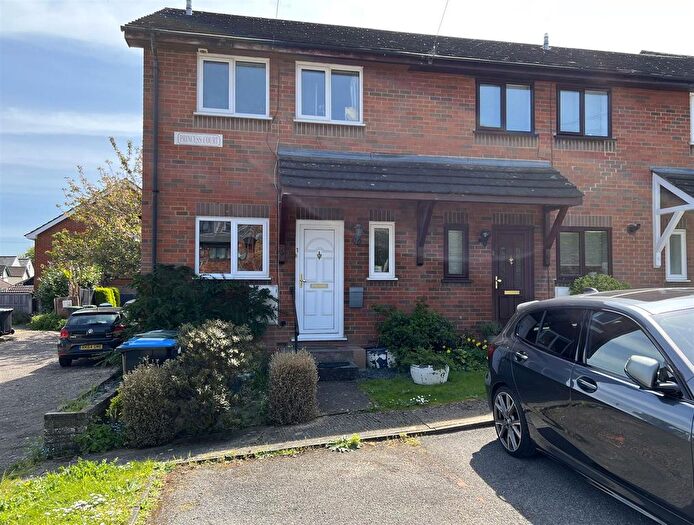 2 Bedroom End Of Terrace House To Rent In Princes Court, Hemel Hempstead, HP3