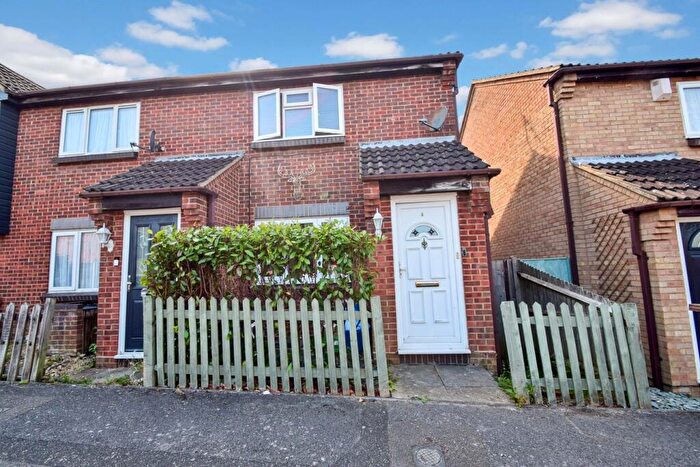 2 Bedroom End Of Terrace House For Sale In Severn Road, Lordswood, Chatham, ME5