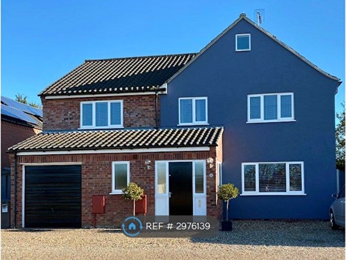 4 Bedroom Detached House To Rent In Mill St, Holt, NR25