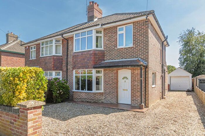 3 Bedroom Semi-Detached House For Sale In Clabon Road, Norwich, NR3
