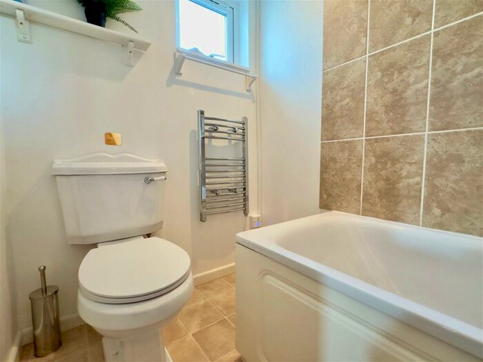 3 Bedroom Terraced House For Sale In New Road, Port Isaac, Cornwall, PL29