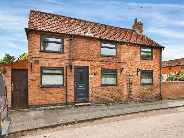 2 Bedroom Semi-Detached House For Sale In Low Street, Collingham, Newark, NG23