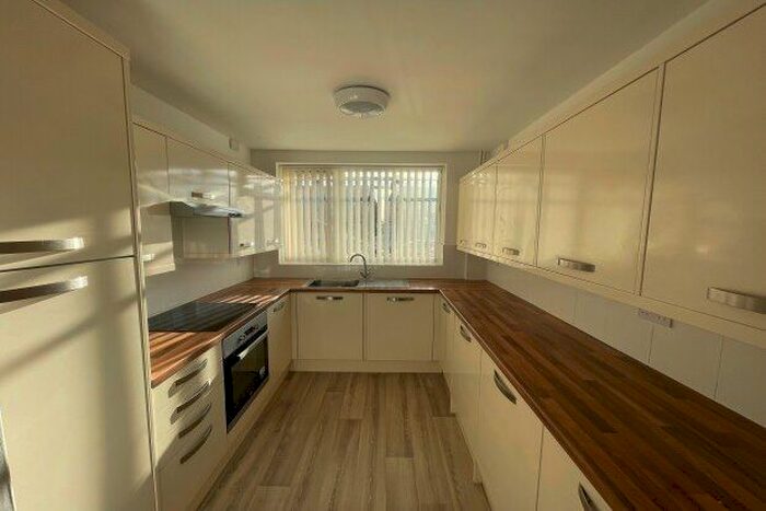 3 Bedroom Property To Rent In Babbacombe Way, Nottingham, NG15