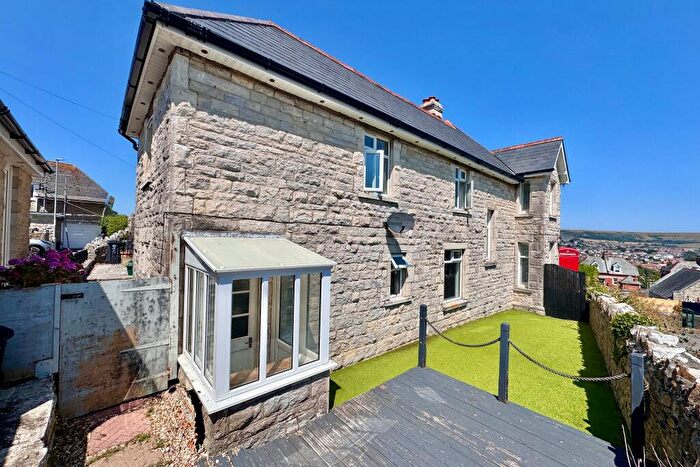 2 Bedroom Semi-Detached House For Sale In Mount Scar, Swanage, BH19
