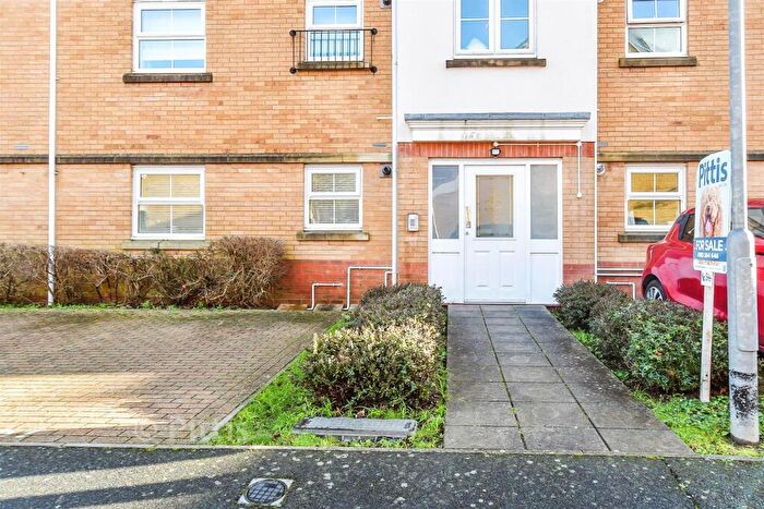 1 Bedroom Flat For Sale In Amherst Place, Ryde, Isle Of Wight, PO33