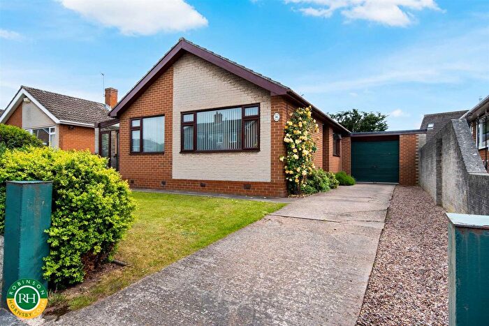3 Bedroom Bungalow For Sale In Russell Avenue, Harworth, Doncaster, DN11