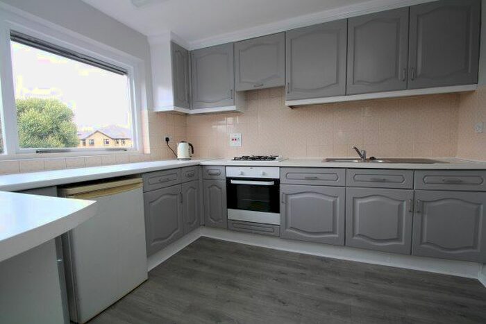 5 Bedroom Terraced House To Rent In Deans Close, Croydon, CR0