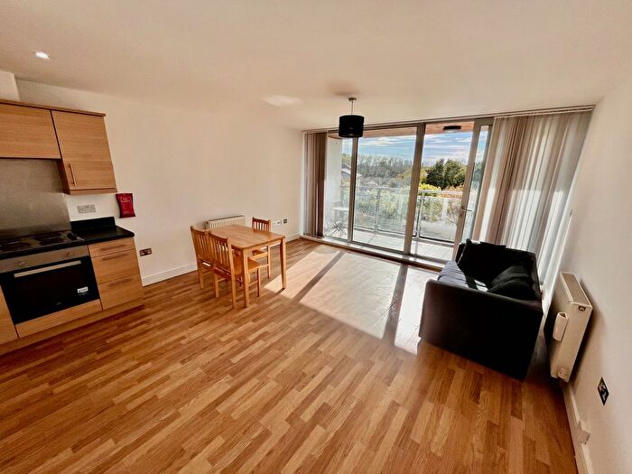 1 Bedroom Flat For Sale In Highbridge Road, Barking, London, IG11