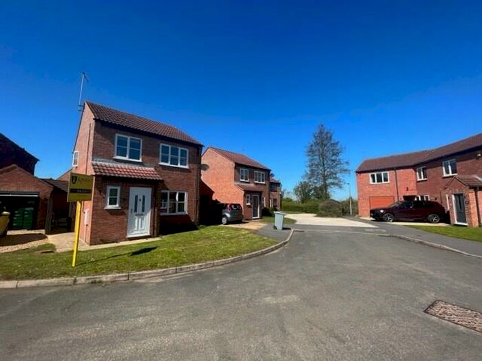 3 Bedroom House To Rent In Lavender Way, Stamford, PE9