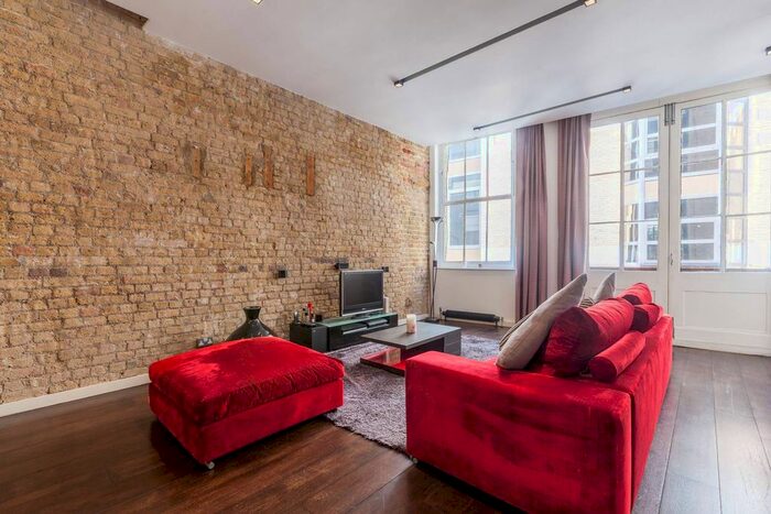 2 Bedroom Flat To Rent In Ravey Street, Shoreditch, London, EC2A