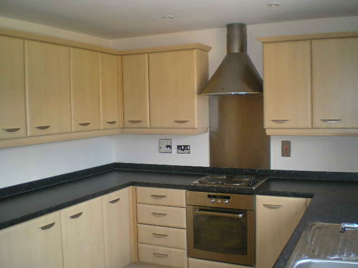 2 Bedroom Flat To Rent In Windrush Quay, Witney, Oxon, OX28