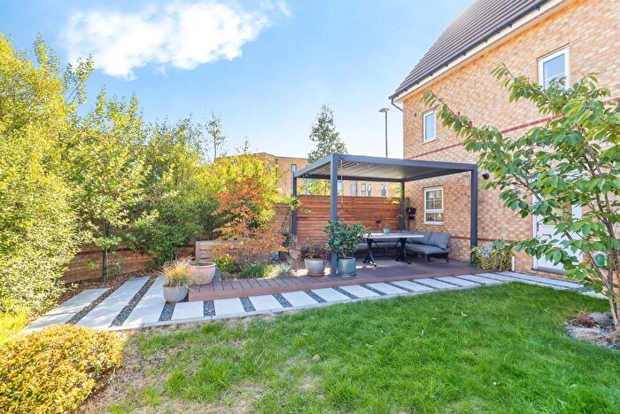 4 Bedroom Detached House For Sale In Peninsular Court, Brooklands, Milton Keynes, MK10