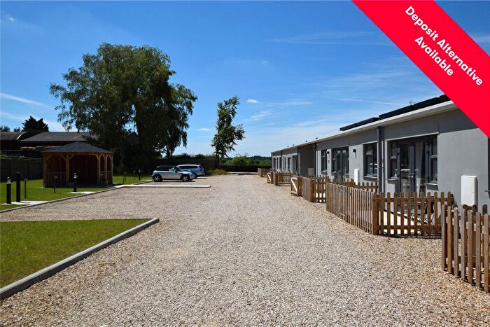 1 Bedroom Flat To Rent In Lower Road, Garsington, Oxford, Oxfordshire, OX44