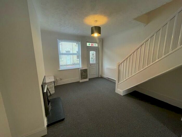 3 Bedroom Maisonette To Rent In Albert Street, Hucknall, NG15