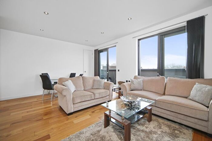 2 Bedroom Flat To Rent In Finchley Road, Hampstead, NW3